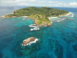 Blick auf Fregate Island - Blick auf die Insel, welche traumhafte Ferienerlebnisse auf dem höchsten Niveau garatiert.