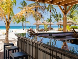 ZURI ZANZIBAR - Why not taking a drink at the trendy beach bar?