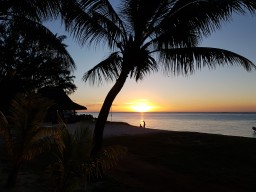 Dinarobin Beachcomber Resort sunset Impressions