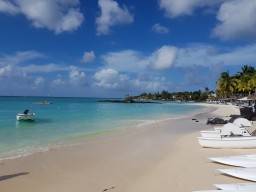 Royal Palm Beachcomber Luxury Beach & Beachsports impressions