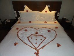 Die Betten werden mit viel Liebe vorbereitet - Die Betten werden mit viel Liebe vorbereitet